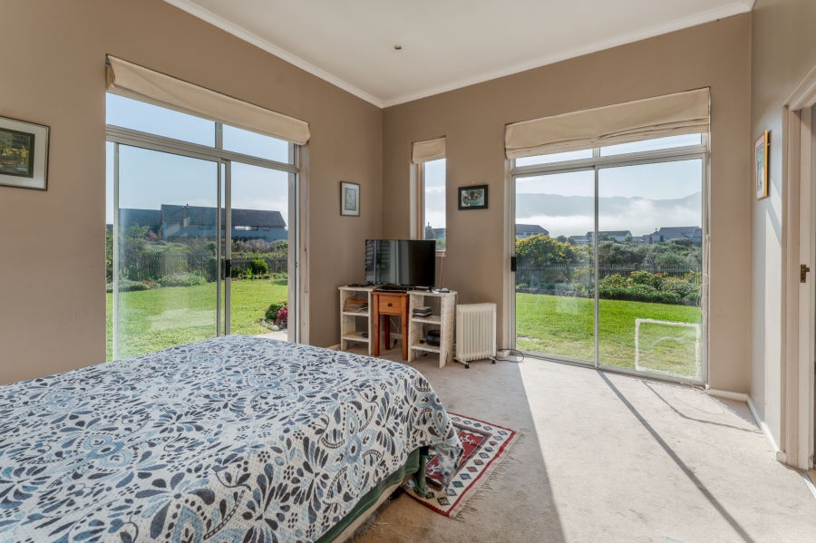 3 Bedroom Property for Sale in Lake Michelle Western Cape